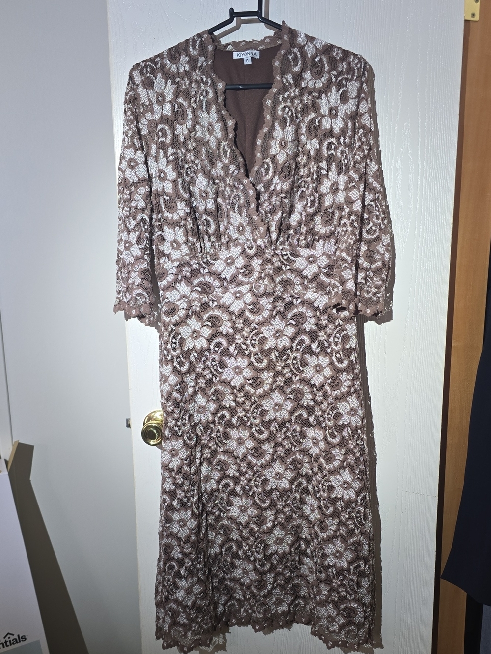 Kiyonna Size 0X Brown Lace Dress with V-Neck